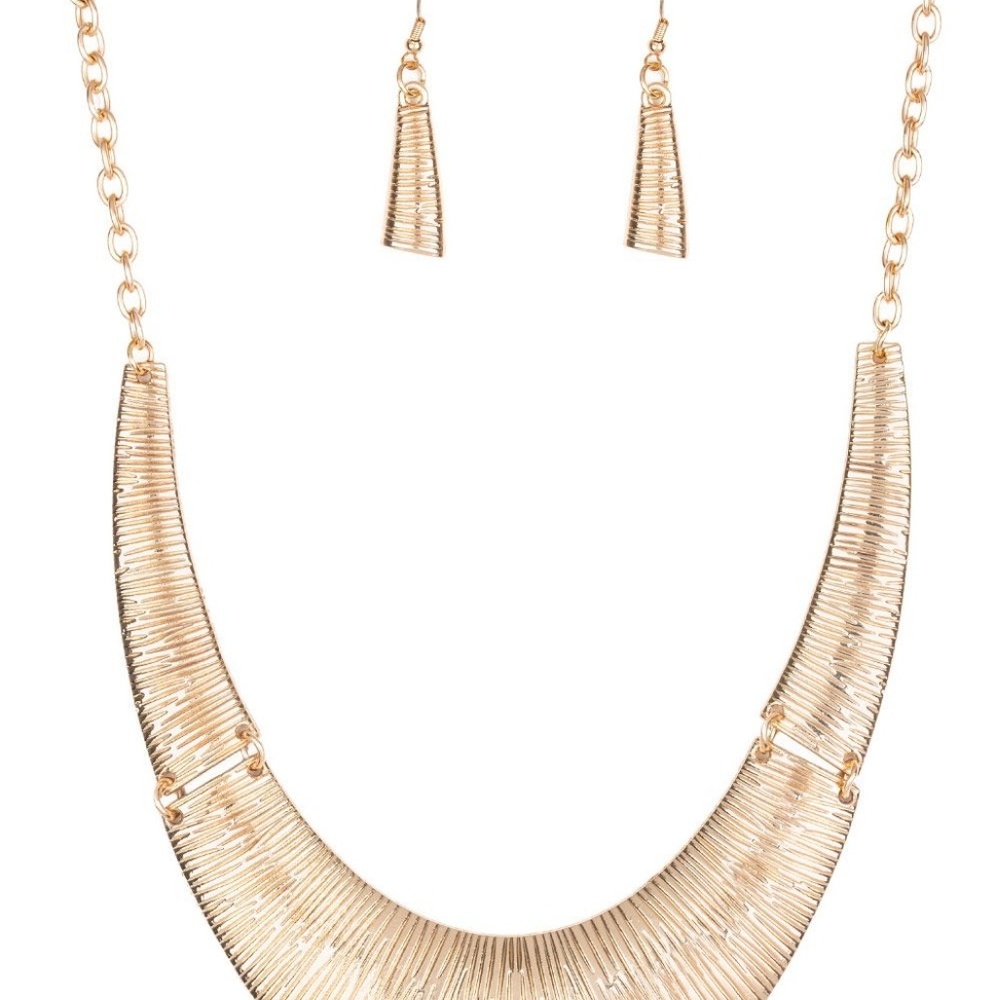 Gold tone necklace and matching earrings